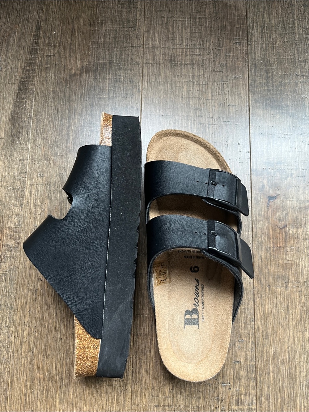 NWOT Brown’s Women’s Black Double-Buckle Cork Footbed Sandals